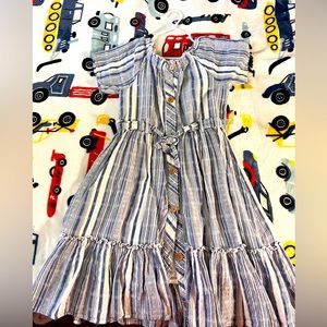 Child button up dress